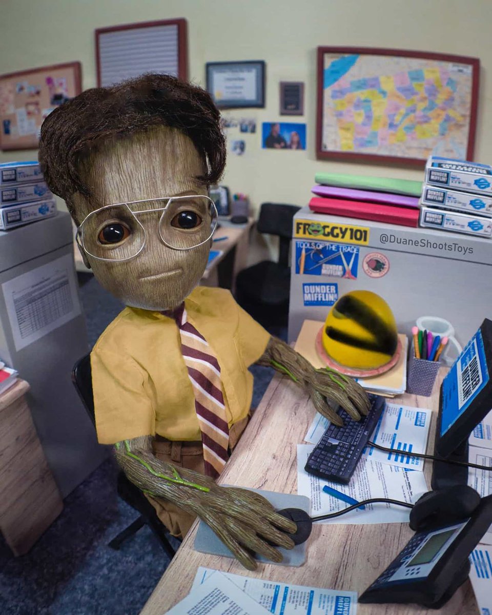 complexcanada's tweet photo. I am Schrute. (via @duaneshootstoys) https://t.co/KGhYJt9KW8