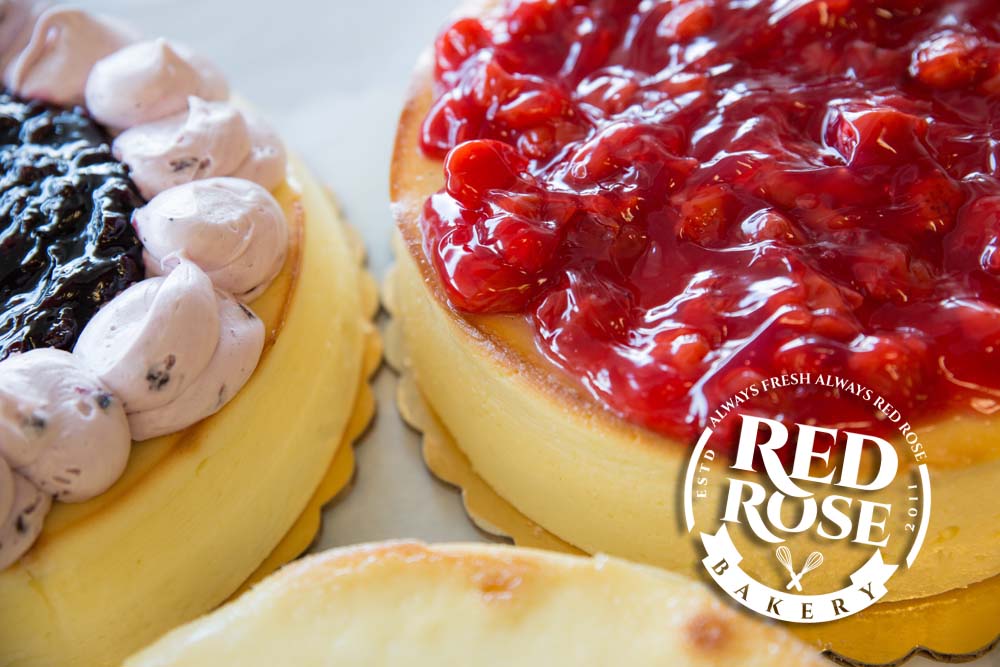 Redrosebakery's tweet photo. I don't always eat cheese, but when I do, it's #cheesecake 🌹 https://t.co/W8utZwweCB