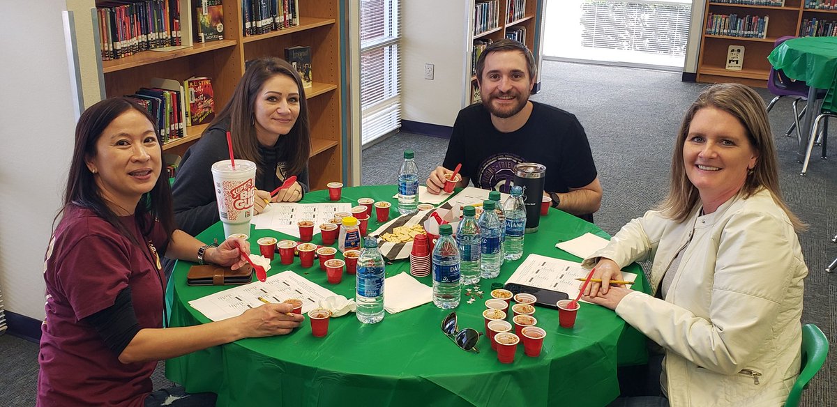 melaniegray_phi's tweet photo. @ParkwoodHill Annual Chili Bowl! Who will the winners be?
@KISDCounseling @charleyerwin @KristenRagan https://t.co/bL7MZtKnP3