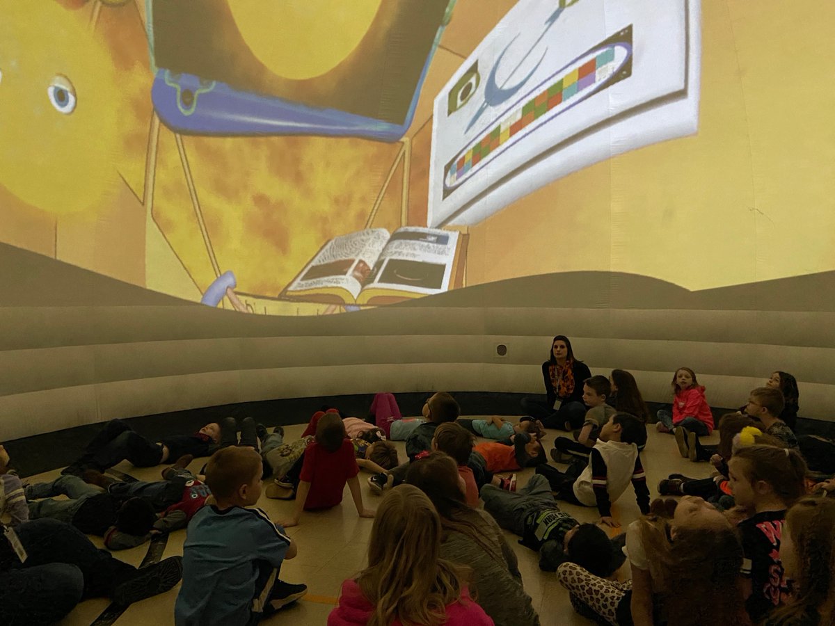 HowlandLocal's tweet image. This week, the district celebrated Exciting ELA Day!  Check out this Curiosity Dome that was set up at Springs Primary School.  Springs students relied on their reading and writing skills to better understand space as they participated in this interactive activity!