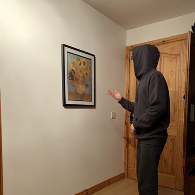 unknownuserII's tweet photo. kneel before VVG every morn https://t.co/RZhjhZcEcb