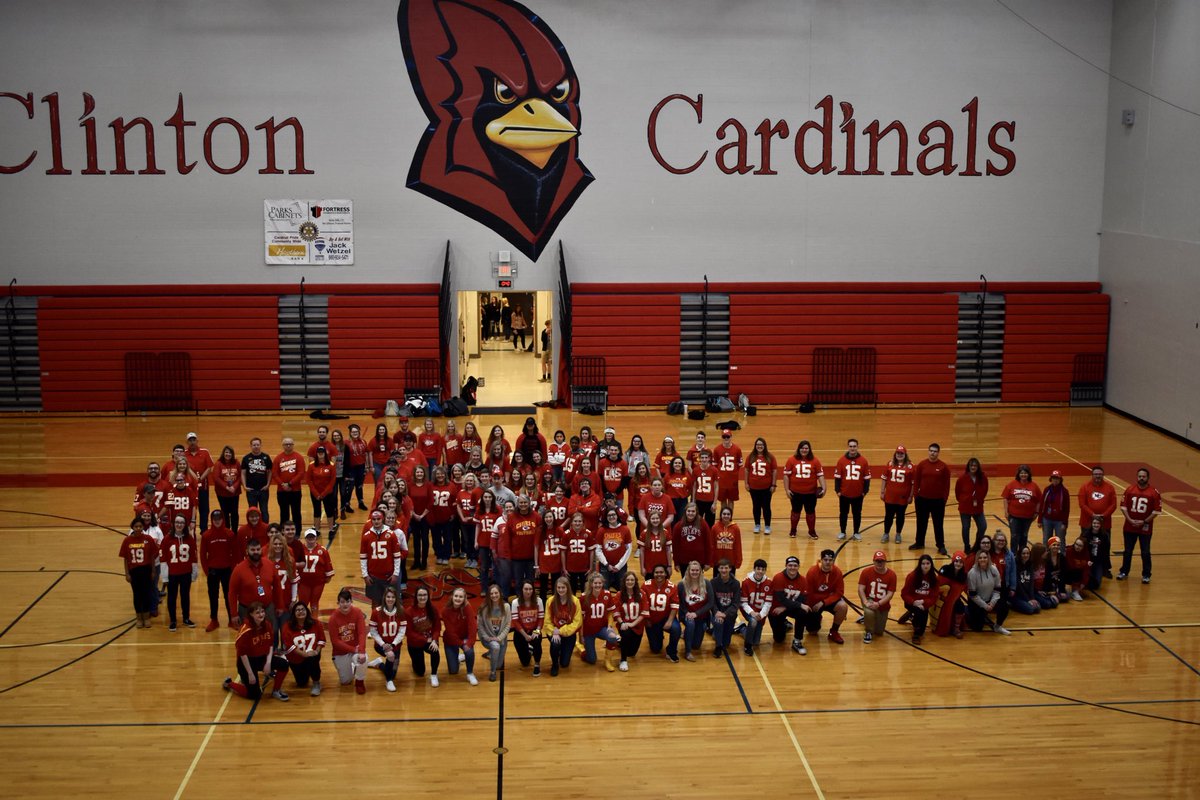 CHSCards's tweet photo. CHS students and staff formed the KC Arrowhead this morning to show off our ⁦@Chiefs⁩ spirit on Red Friday
⁦@ClintonMoCards⁩ https://t.co/RYjgvROJZf