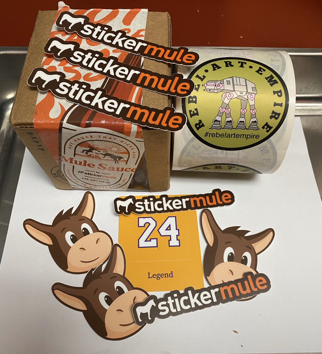 RebelArtEmpire's tweet photo. #MailCall Thank You @stickermule for the #Legend24 ❤️ sticker!! And my order of course... #KobeByrant #NBAAllStar @Lakers #LaLakers #GOAT https://t.co/AJxr0LizjK
