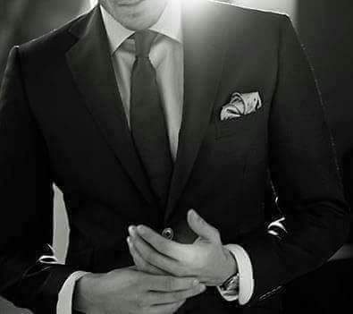 مساء الخير . . 🌹

" إذا امتلكتَ شيئاً جميلاً فلا تبحث عن الأجمل فتَخسر الإثنين "