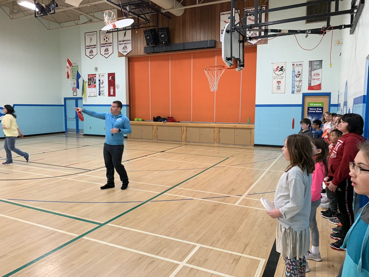 mr_saulnier's tweet photo. Our @barrcolony Frisbee Rob presentation https://t.co/W5vZgCHUDM