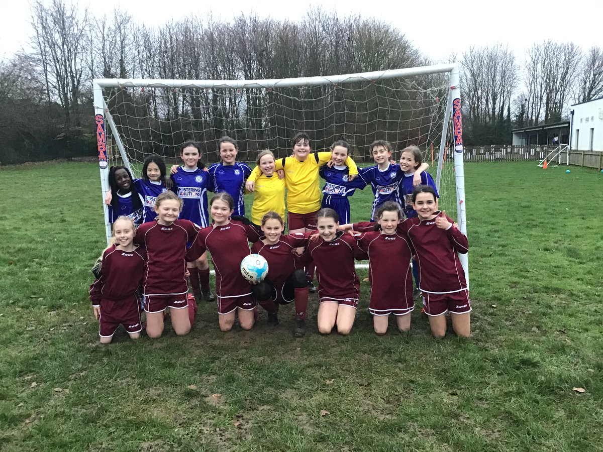 Well done to all the girls who played in today’s rather muddy football friendly! Some very enter football to watch. 

⚽️⚽️Goals from: HG, LAB, EM, AB and MH ⚽️⚽️

#football  #mud #goalsgoalsgoals