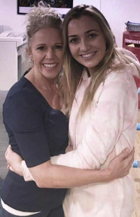 Louise (@louisemichellx) on Twitter photo 