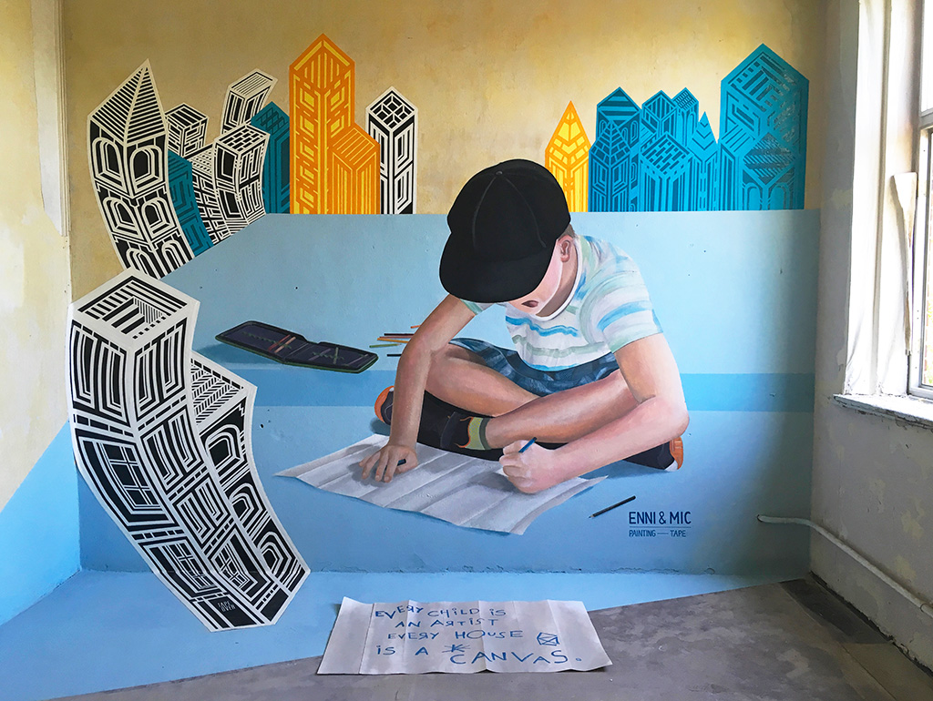 IPGtape's tweet photo. "Every child is an artist. Every house is a canvas." TAPE OVER CREW produced this phenomenal mixed media wall art using paint and IPG masking tape! See more amazing tape art at https://t.co/dr9ry5JaKy. @tapeoverberlin 

#tapeart #tapeover #wallart #mural #maskingtape #ipg https://t.co/vTUlbJjj8d