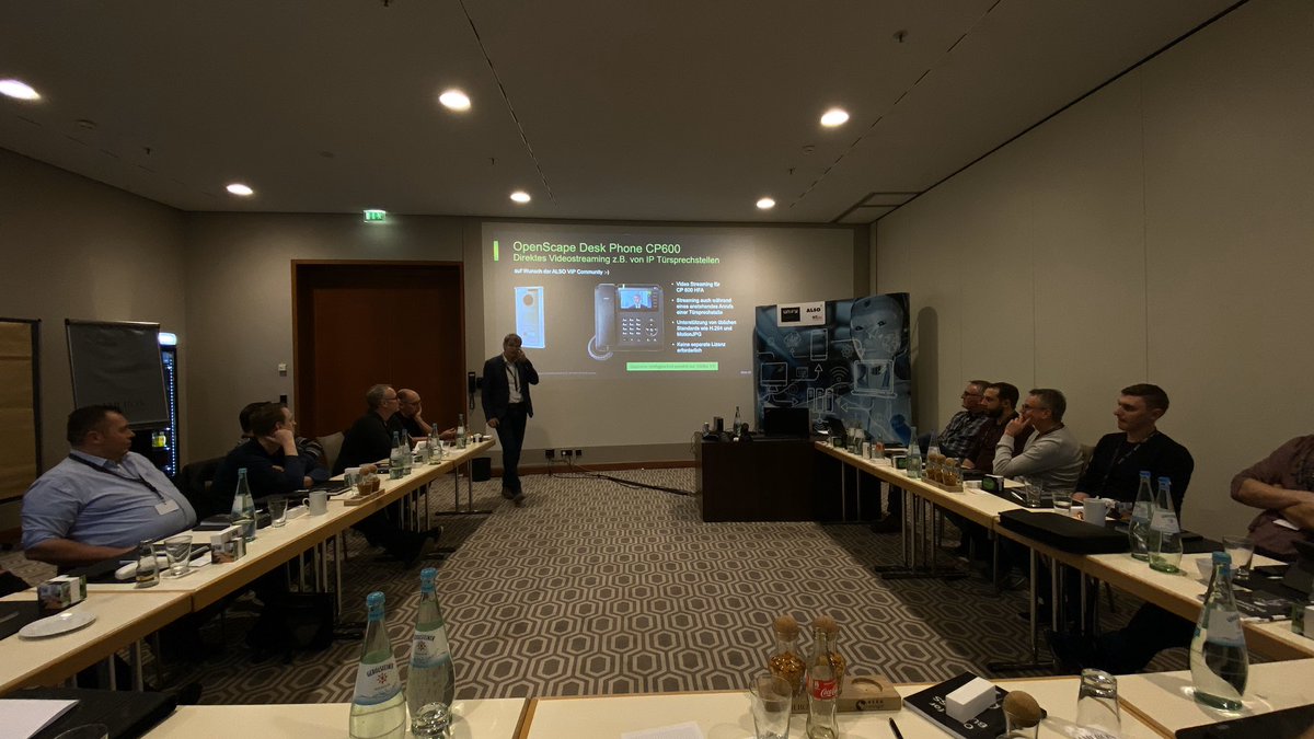 UNIFY Technical VIP Conference Follow-up Meeting 2020 in Köln mit <a href="/ALSODeutschland/">ALSO Deutschland</a> und <a href="/UnifyPartners/">Unify Partners</a> mit vielen interessanten Neuigkeiten rund um OpenScape Business #OSBiz, <a href="/CircuitHQ/">Circuit</a> und Endgeräte mit @OSBiz_Rolf und <a href="/J_Schwartze/">J. Schwartze</a>