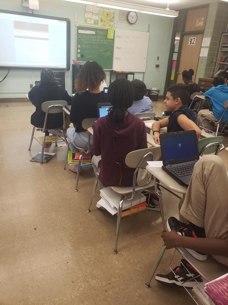 ScottMSTeam7B's tweet photo. Mrs. Castagna ELA scholars working diligently on their Theme and Mood Escape room...WHO WILL SURVIVE?! #ToneandMood #connections #schk12 @SMSHammond  @guidance_ms https://t.co/TCGYTxr2Z0