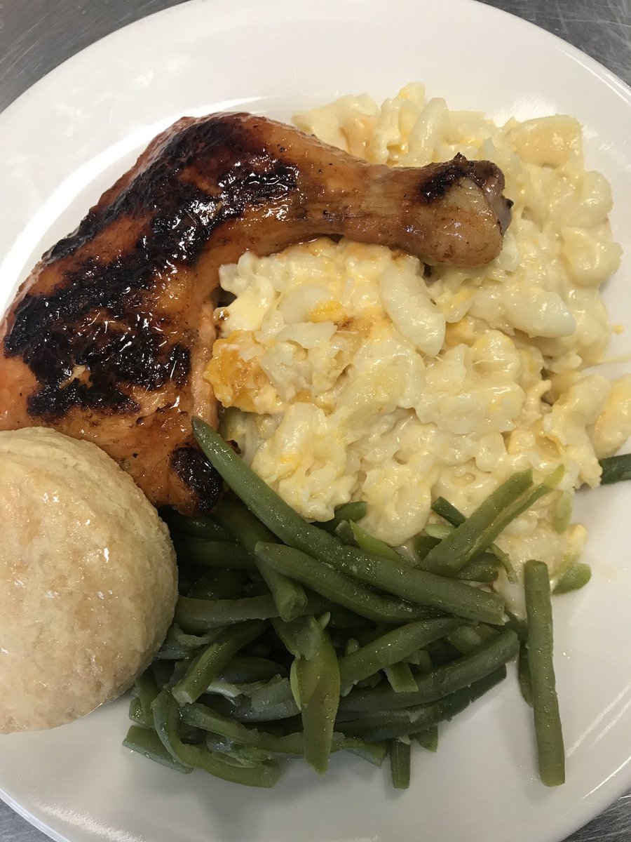 Friday Lunch Special! Barbecue chicken served w/ Mac &amp; cheese, string beans and a glazed biscuit - $9.00 Place your order now! 

#happyfriday #lunchspecial #goodfood #goodmood