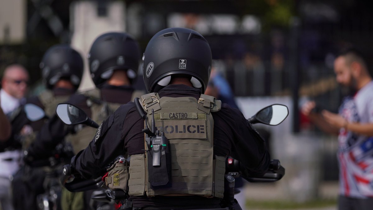 усилитель сват 2 канальный. Swat revolution. 650d. усилитель сват революшен 4. Swat 4.