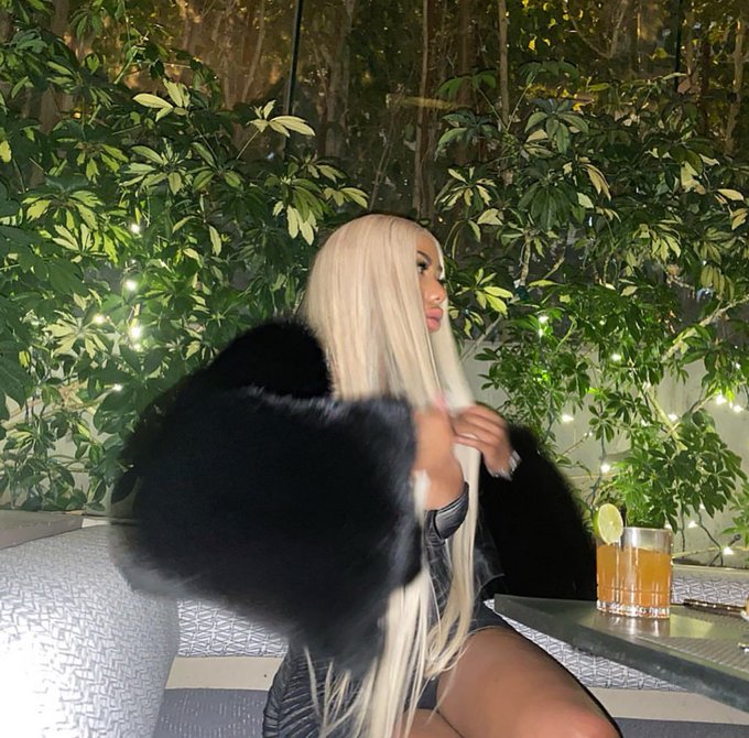 🦋 https://t.co/vOhxz1Vvx6<a href="/tag/queenmix"class="tags"><span>#queenmix</span></a>
