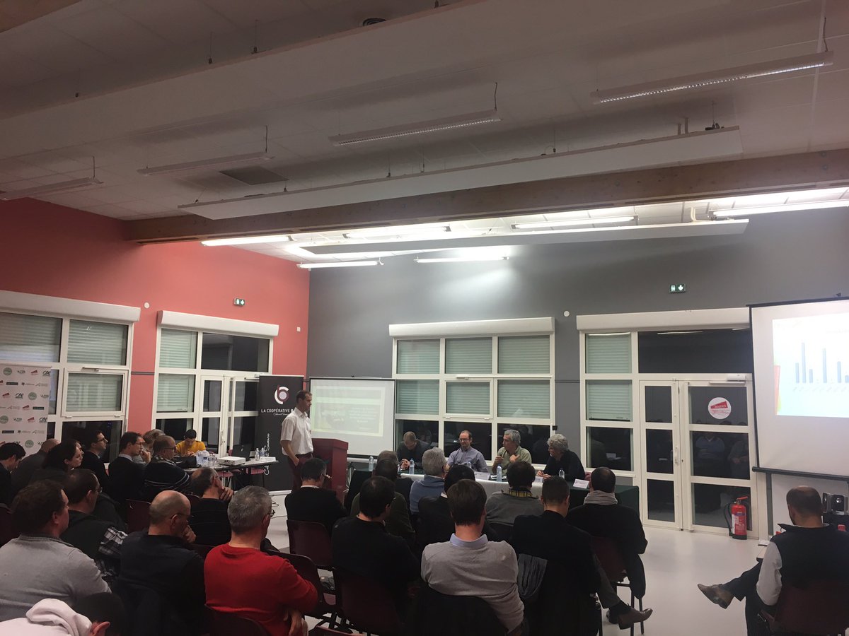 « S’installer en élevage laitier dans le Loiret » thème de la table ronde de l’#AGJA45, donnons de la visibilité à nos jeunes.