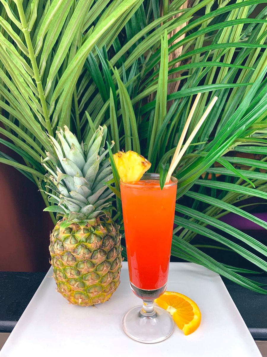 TracksRecordsUK's tweet photo. Our Happy Hour can put a smile on your face. Monday-Friday 4pm-8pm we serve our famous Reggae Rum Punch at half price. The perfect drink, loaded with Wray &amp; Nephew rum and fruit juice. To pre book call:02039765458 or email:events@tracksandrecords.uk 

Or simply pop in #happyhour https://t.co/ihhUmRYvUT