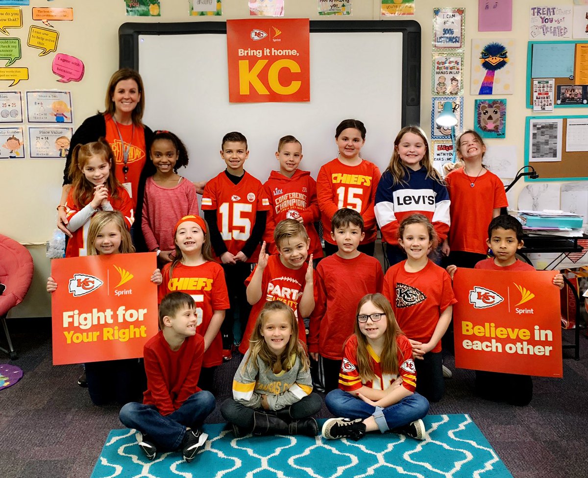 kmorrison011's tweet photo. Go Chiefs! ❤️💛❤️ #ChiefsSBWeek #METeach https://t.co/rx9qxYiJhd