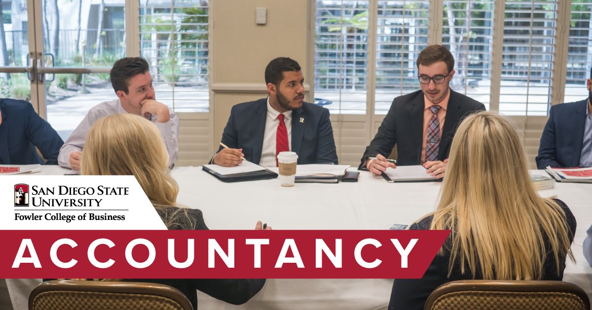 San Diego State University Fowler College of Business
Accountancy
students in a meeting