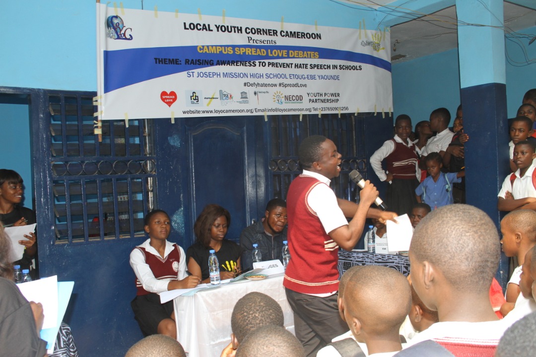 loyocameroon's tweet photo. Day1 of the Campus Spread Love Debates in St Joseph Mission High School was insightful.The students pledged to stop using hate languages on their fellow students/teachers
Stay tuned for the finals 
@defyhatenow #Act4peace237 #spreadlove @nohatespeech @SFCG_ @StopFundingHate @UNDP https://t.co/7Flg1mg30m