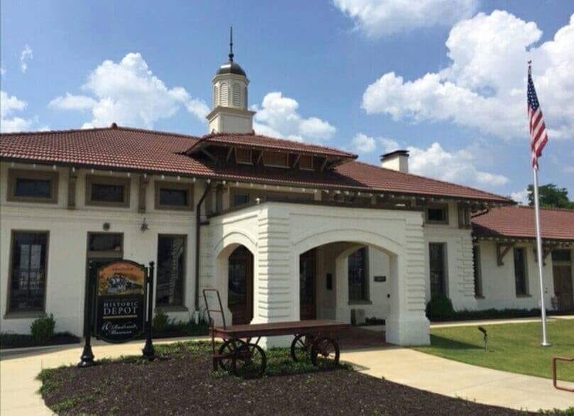 DecaturParks's tweet image. Celebrate the 200th birthday year of the City of Decatur Sat, Feb. 1 from 10am-12pm at The Depot. National Model Railroad Association will host tours, run model trains, and share their knowledge of railroading with the public. The Depot is great FUN for ALL and it’s FREE!