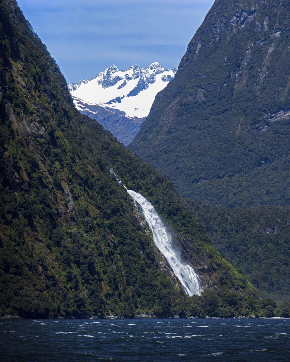 gorgeous_pix's tweet photo. "Bowen Falls in Milford Sound, New Zealand IG: @GarrettBaespflug. From u/such_a_tommy_move on Reddit #newzealandig #milfordsound #bowenfalls #garrettbaespflug" https://t.co/scs9rKScNp