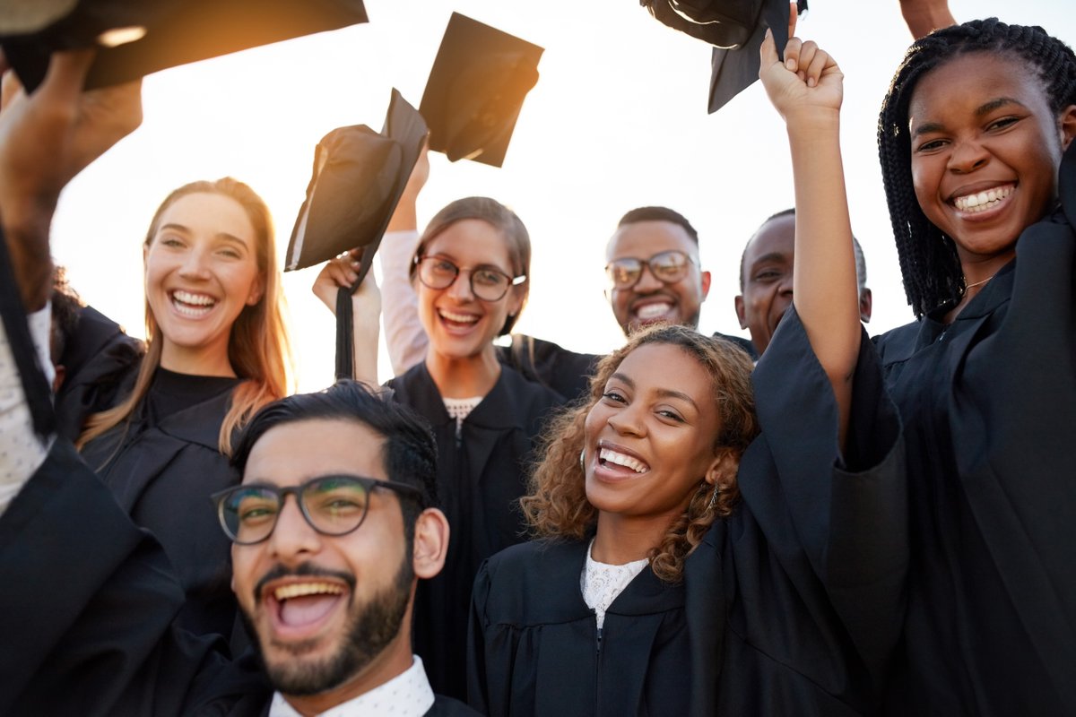 SPIREcu's tweet photo. SPIRE is offering $5,000 in scholarships to traditional & non-traditional students! Apply online today at https://t.co/46eAQXssvG. #here2improve #howweroll https://t.co/e9Hx3XNCjf