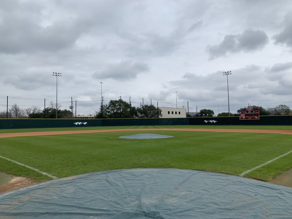 MustangHardball's tweet photo. Calm before the storm!!!#THBCA https://t.co/SczbTsS9V1