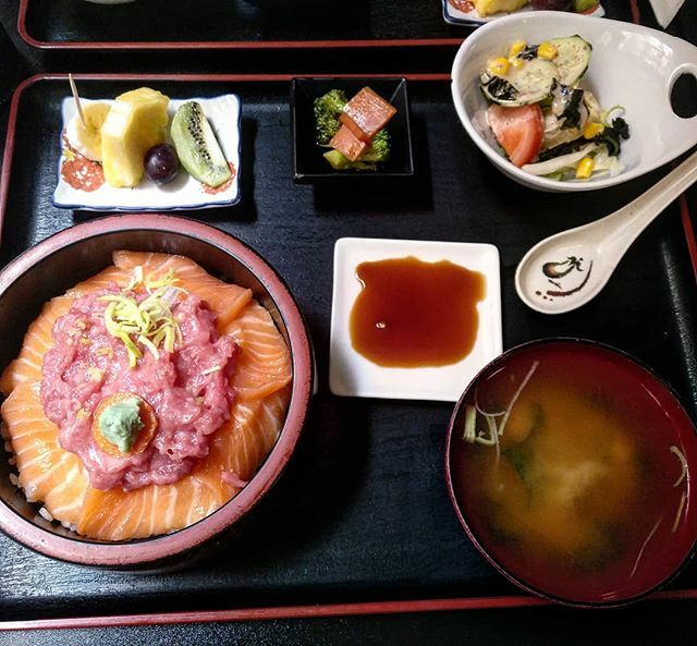 viajandoxviajar's tweet photo. https://t.co/8l7GStwIR2
#Viajandoporviajar
Dicen que la comida entra primero por la vista. La comida japonesa cumple con el dicho, y ¡está buenísima! 💯
Además, nos ha hecho recordar nuestro tórrido verano en Japón 😃 .
#musashi #japon #comidadeliciosa #food #yummy #madrid #m… https://t.co/q1jb66yJ2e