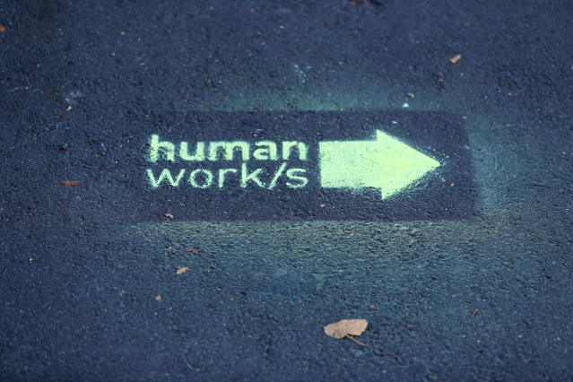 Robert__Seibel's tweet photo. Wer war dabei – bei der Premiere des Human Work/s Summit im vergangenen Jahr? Am 16. September 2020 geht das innovative Format in die 2. Runde. Save the date! #HWSummit #HumanWorks #FutureofWork https://t.co/bAKtaFCgx7 https://t.co/LgKIZnRntz
