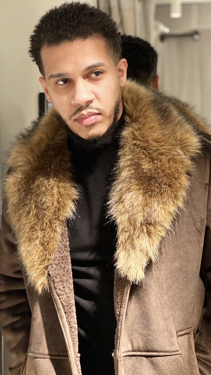 WellPrivileged's tweet image. Own your look #GQ #Fashion #ZARA