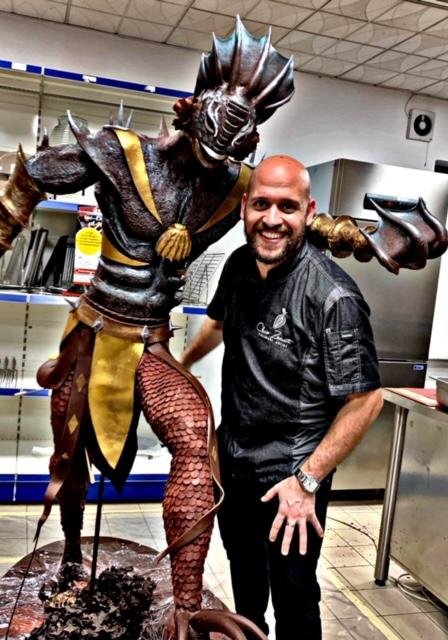 Love chocolate? Check out this Eastbourne man’s six foot Belgian chocolate god  eastbourneherald.co.uk/lifestyle/eati…