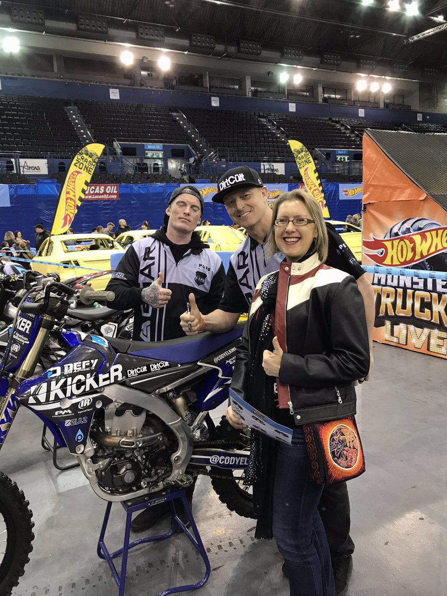 saucyedwards's tweet photo. #hotwheelsmonstertruckslive https://t.co/lP6lxsQFqU