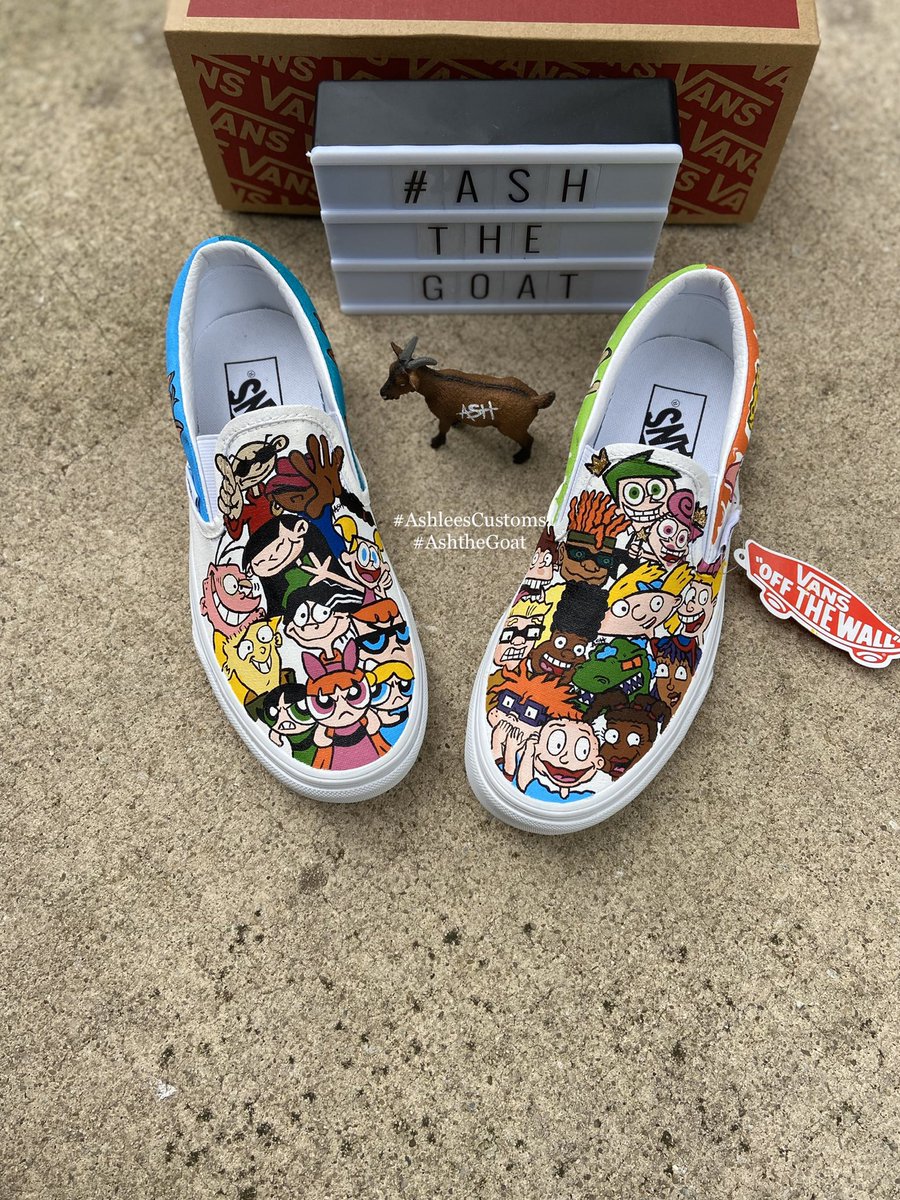 AshtheGoat1_'s tweet photo. Grew up in the 90s so it was only right. 🤷🏾‍♀️🤷🏾‍♀️ #Ashleescustoms #Ashthegoat https://t.co/74Qph7E03v