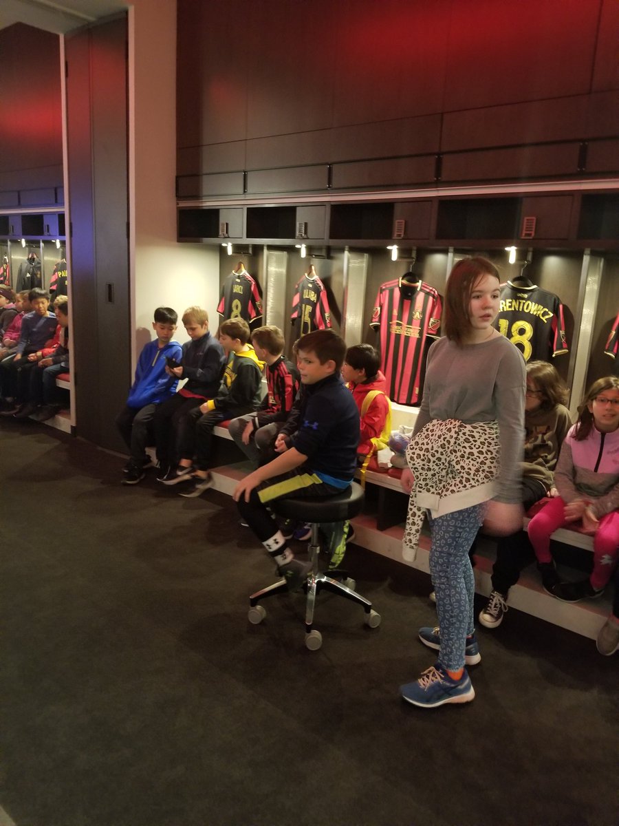 SharonFerrar's tweet photo. Inside the ATL United locker room enjoying our tour of Mercedes Benz Stadium. We miss you @roundsb4 https://t.co/pIz6i5L997
