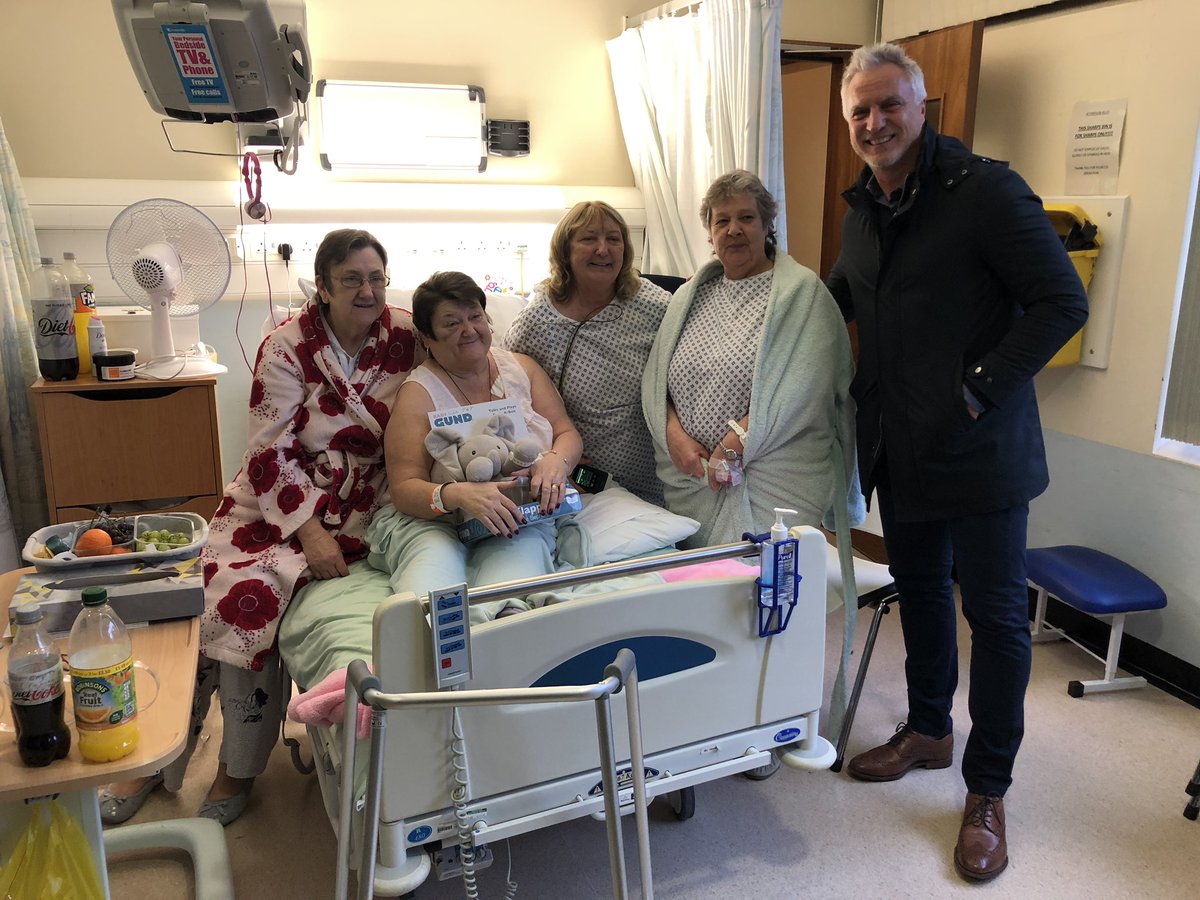 teamginola's tweet photo. Not having a medical, just enjoyed talking with staff and patients at the #FreemanHospital @NewcastleHosps one of the leading heart hospitals in the world. https://t.co/SG26B9rxx5