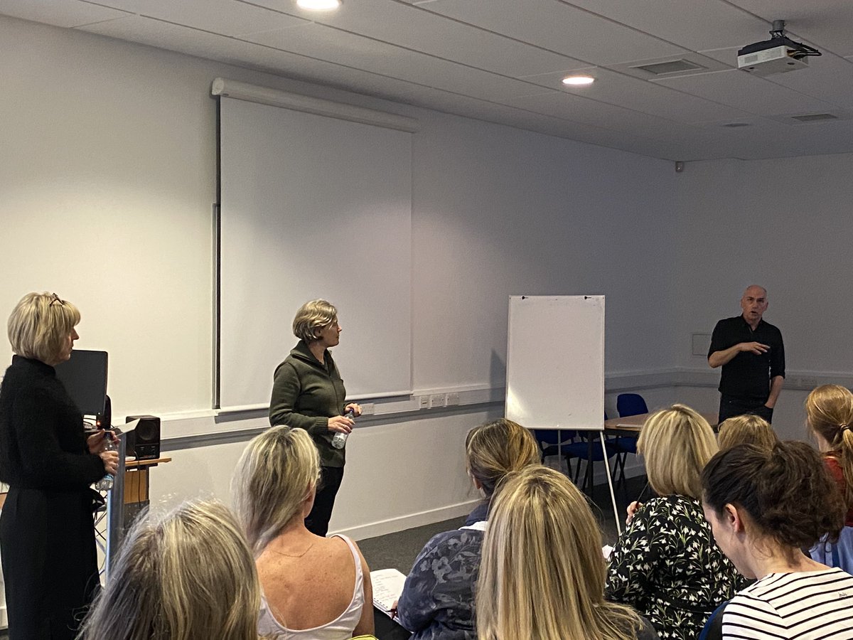 nikted14's tweet photo. Huge thanks to @LaurafinucaneB @Mercephysio @sue_greenhalgh  for a great day in Glasgow presenting the spinal masqueraders course. Great to learn from your extensive knowledge and experience. Lots of food for thought! @Macpcourses @PhysioKVB @PhysioMACP @NHSGGCMSKPhysio https://t.co/YtXUymAxtD