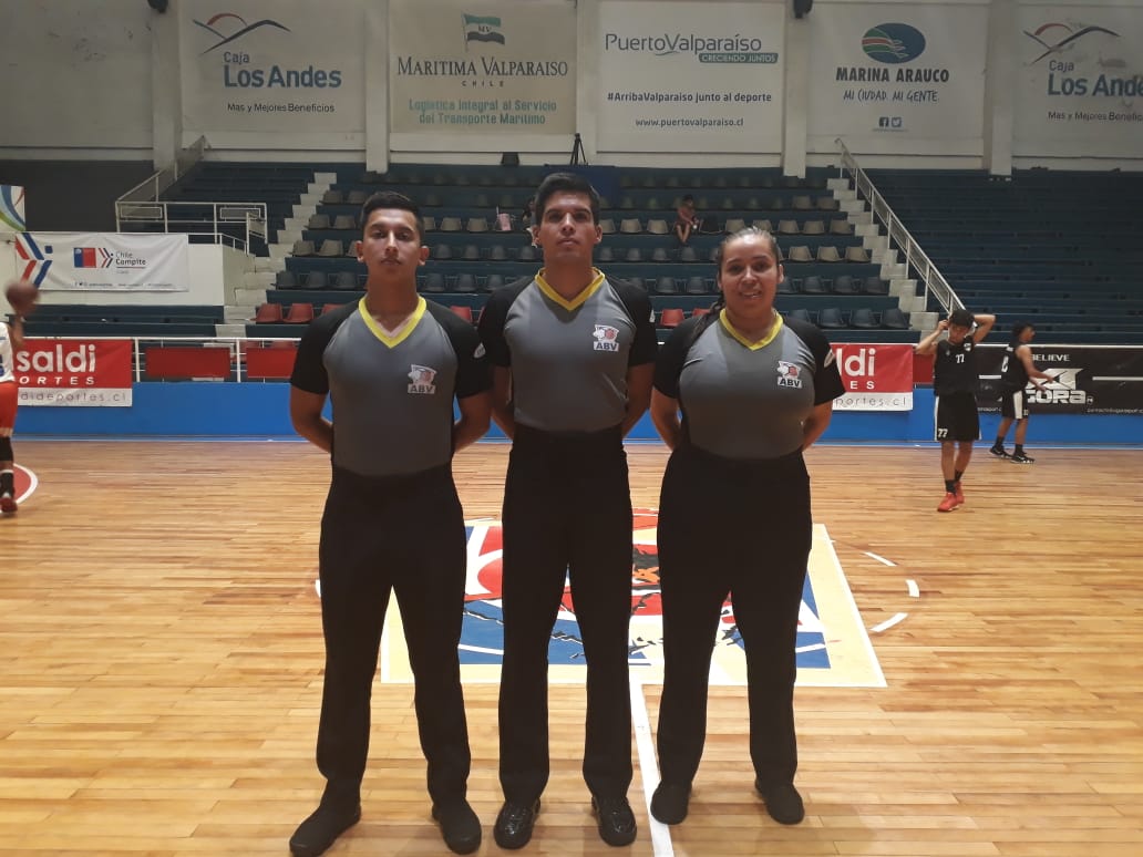 ABValparaiso's tweet photo. Juego 21 
Mendoza Básquet vs Olympico
🏆Copa Pancho 
🏟️ Fortín Prat
🅰️ Andrés Morales - Caren Torres - Ángel Morales https://t.co/2pJ1ykEmE1