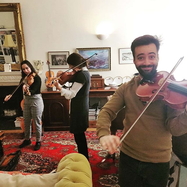 Viola power! 🎻🎻🎻
#viola #violist #altoclef #musicians #midsummernightsdream