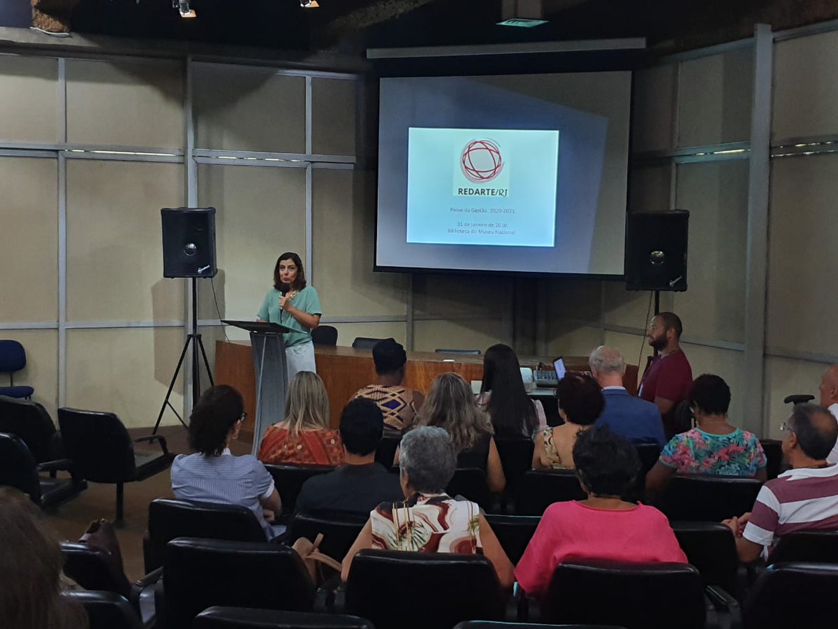 MuseuNacional's tweet photo. Acontece no Museu | Posse da nova diretoria da Rede de Bibliotecas e Centro de Informação em Arte no Estado do Rio de Janeiro (REDARTE/RJ) para a gestão biênio 2020-2021
#museunacionalvive #bibliotecas #redarte https://t.co/y250xCScdn