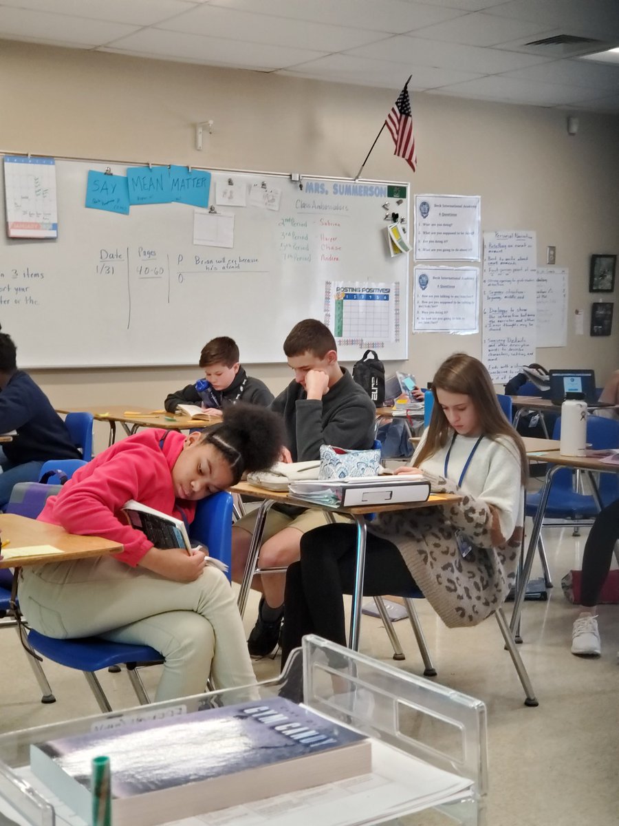 Shellsummerson's tweet photo. Reading. And they are loving it! #selfselected #beckknight https://t.co/mf4QB9HQkC