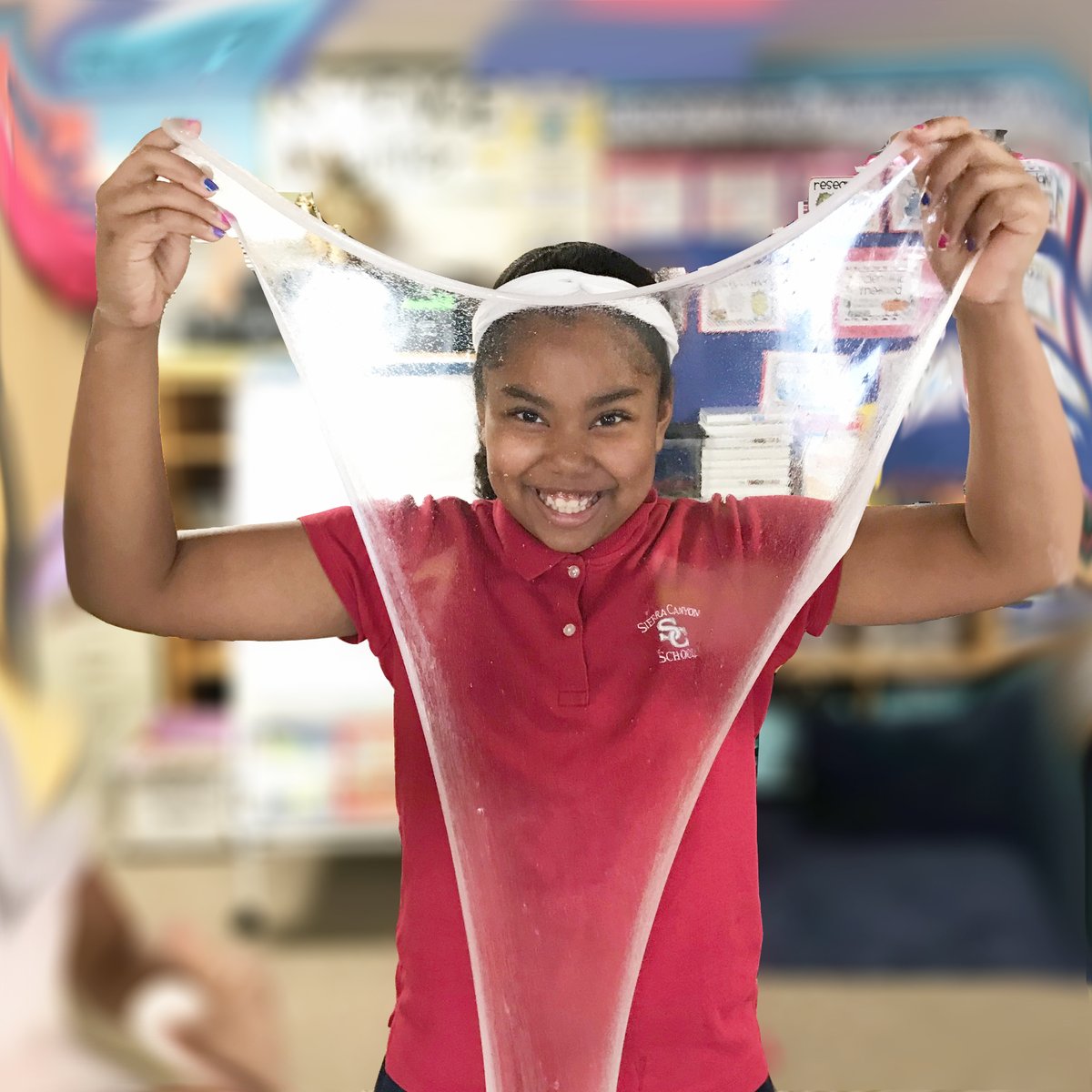 sierracanyon's tweet photo. This #LearningForwardFriday is a great example of the left brain meeting the right brain. Our 4th grade students celebrated creativity and innovation by participating in 5 rotations: science, technology, engineering, art, and mathematics. #WeAreSC #STEAM #SpecialityProgram https://t.co/F2ToHRTRij