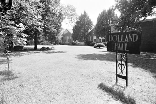 tulsaworld's tweet photo. #Throwback Tulsa: Photos of the Holland Hall Book Fair over the decades https://t.co/RTtWR0e5Uq https://t.co/gQDeRYOock