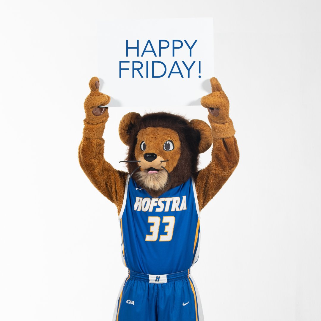 HofstraU's tweet image. We did it, #HofstraPride! First week of the spring 2020 semester is in the books!📚