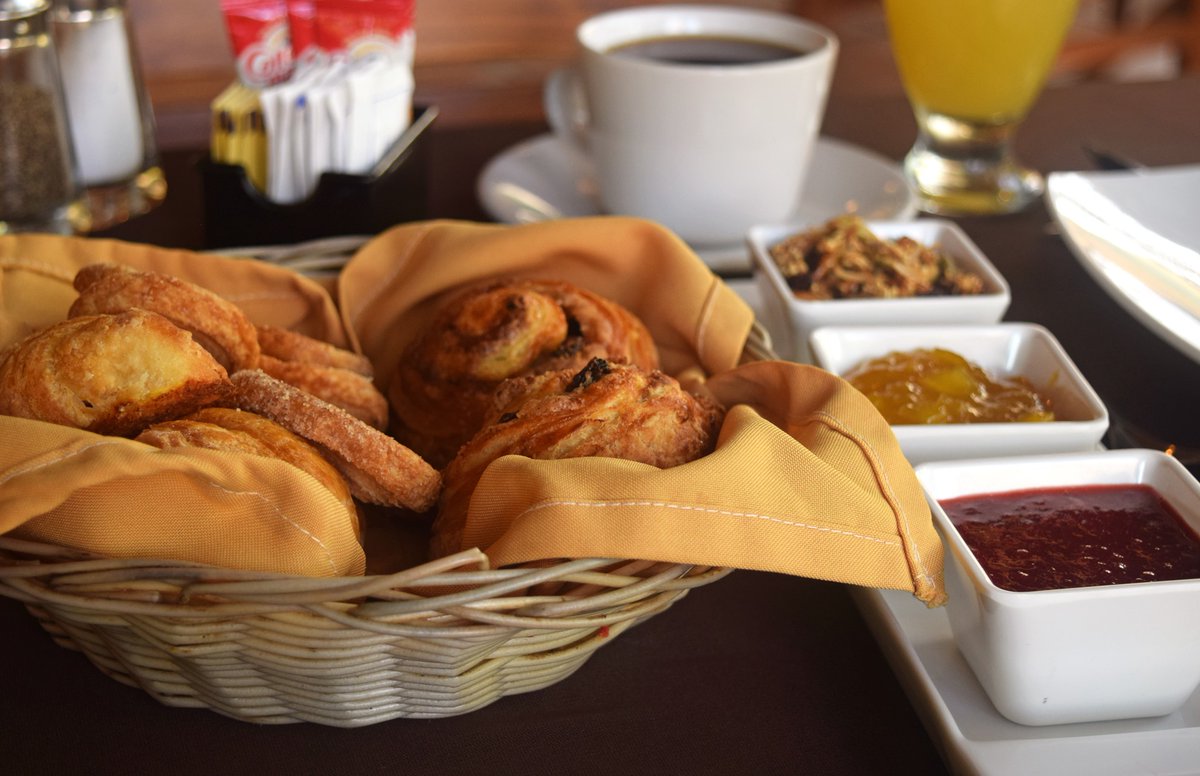 ReefYucatan's tweet photo. ¡Tus desayunos, con todo incluido! ☕️😋

No te pierdas este Sábado 1 de Febrero nuestro evento especial de “Tamaliza” por el puente del día de la Candelaria.

6 MSI con Tarjetas participantes. Reserva al 999 941 9494
#HotelReef #Telchac #Playa #Fun #Experience #Enjoy https://t.co/Ro1mIGrzqA