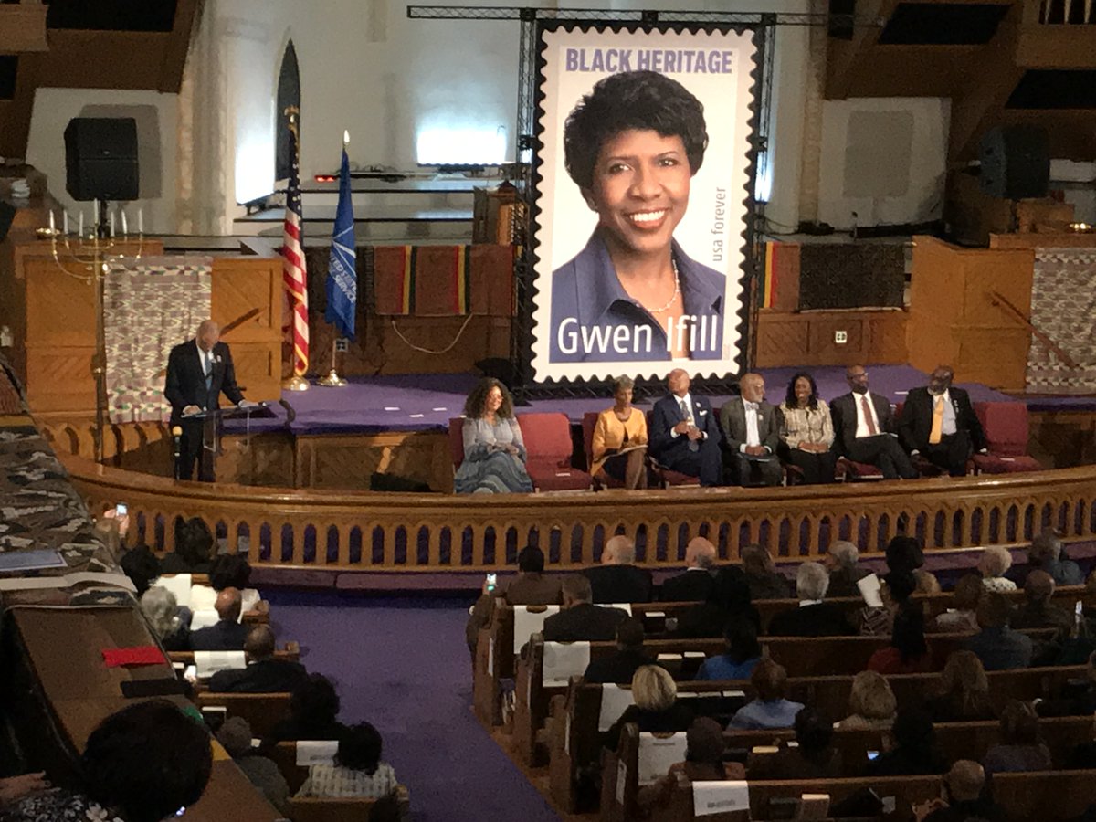 What Harriet Tubman Told Gwen Ifill:
800 at Unveiling of Stamp for Journalist bit.ly/2tYqNGd #GwenIfillForever @MetropolitanAME @USPS #journalism #pbsnewshour @NewsHour #blackhistory #BlackHeritageSeries  #NABJFamily @michele_norris @Dorothy4NABJ