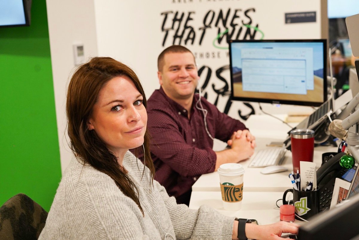 GetUpperHand's tweet photo. Happy Friday!✨Join us in celebrating Corey White and Leslie Byers, two members of our Accounts team, who bring their positivity and great work ethic every day. Corey and Leslie—we appreciate you!! 🎉#getupperhand #indy #companyculture https://t.co/VvOdobsjDC