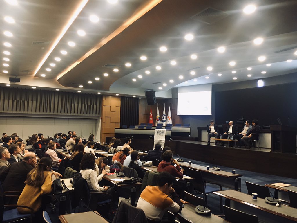 LES_Turkey's tweet photo. At the end of the day, we made new friends and reconnected with old ones. Thank you Izmir for excellent hospitality #fridayiptalks https://t.co/YdZxU46wJh