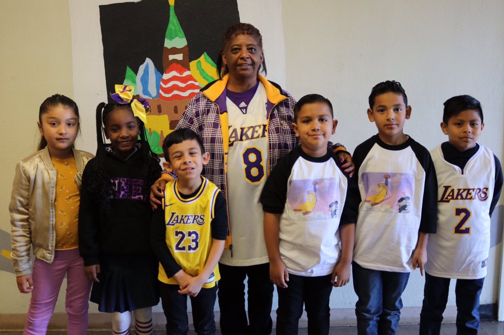FigDolphins's tweet photo. In honor of Kobe Bryant’s Mamba mentality of perseverance, Figueroa Street Elementary is celebrating his legacy.
@LAUSDLDSouth @PartnershipLA @richardvladovic @NBCLA
#kobebryant #mambamentality #thefig #kobeandgianna #kobeforever https://t.co/2EKkEHGbvn