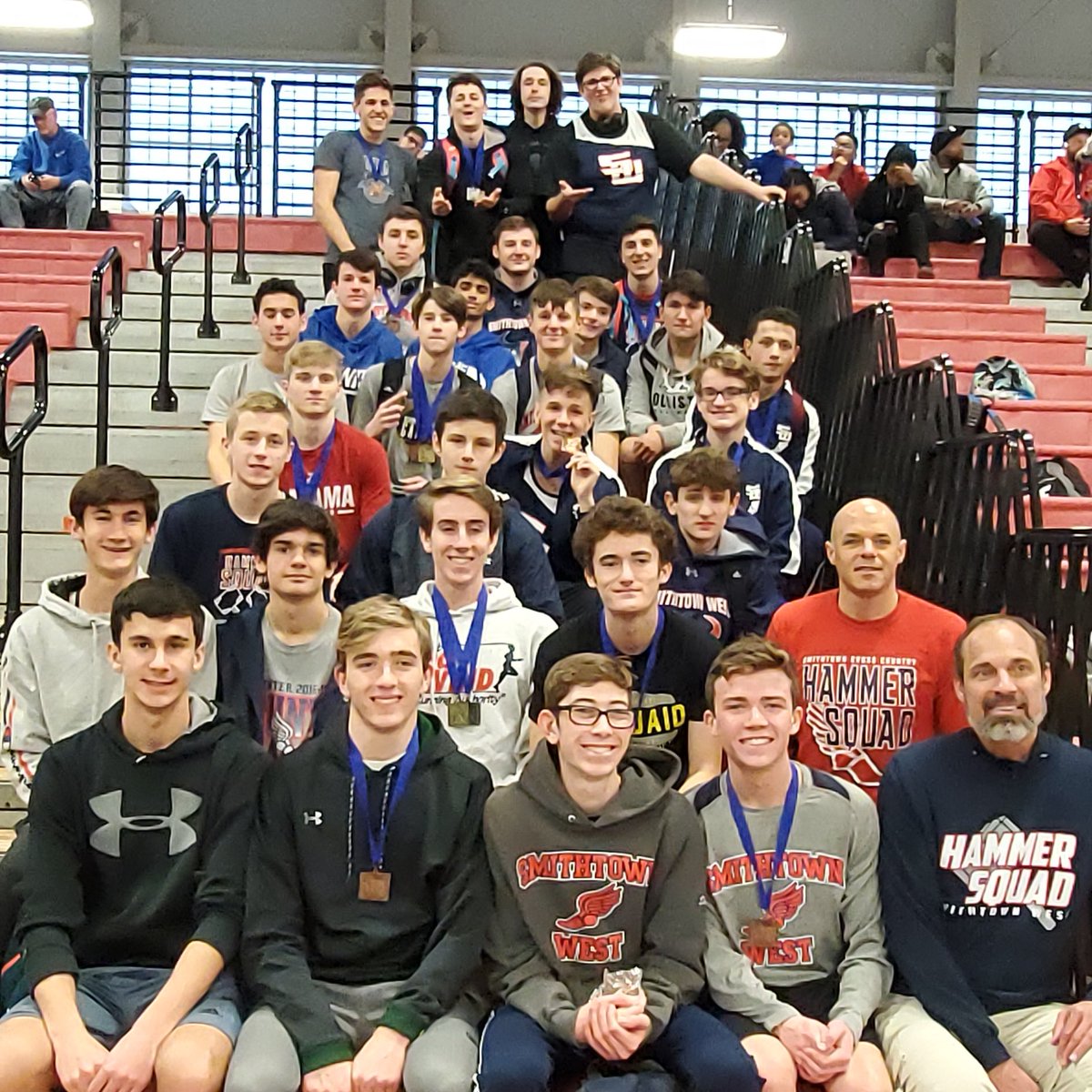 SCSD_HSW's tweet photo. On Sunday, Jan 27 2020 #HSWPride won the League 2 Championship with a solid team effort that included scorers from all event areas.  We scored 118 points in the 10-team meet.#SmithtownPride https://t.co/0yIOmw9YRs