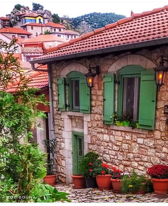 Tolga On Twitter Bazen Insan Evi Gibi Hayatina Da Saglam Bir Temizlik Yapmali Icini Tuketen Asklari Sahte Dostlari Kuyu Kazan Akrabalari Bencil Nankor Insanlari Sonsuza Kadar Kapisinin Ardinda Birakmali Https T Co N9hacdw6zx