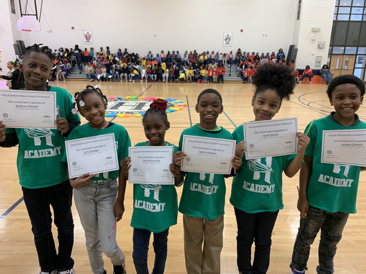 csward_ms's tweet photo. 3rd Grade MATHLETES✨💚💙 #Greenhouse #3rdGradeRocks #BecomingTheNext https://t.co/0rVmP6puUP